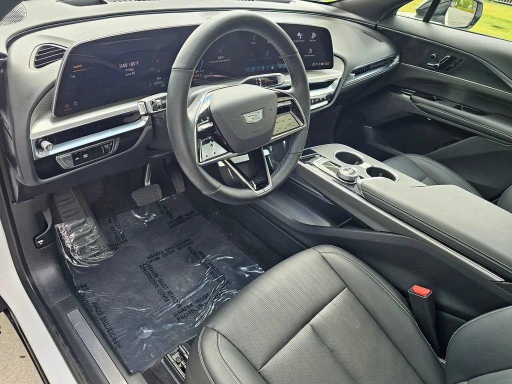 Certified Used 2024 Crystal White Tricoat Cadillac Sport 1 image 19