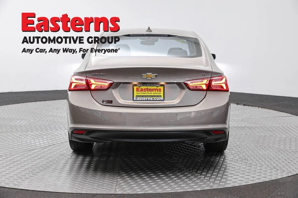 Used 2024 Gray Chevrolet LT image 6