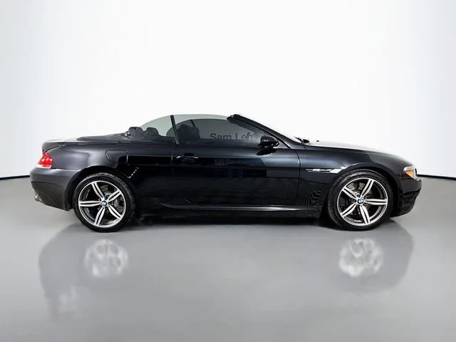 Used 2007  BMW Convertible image 16