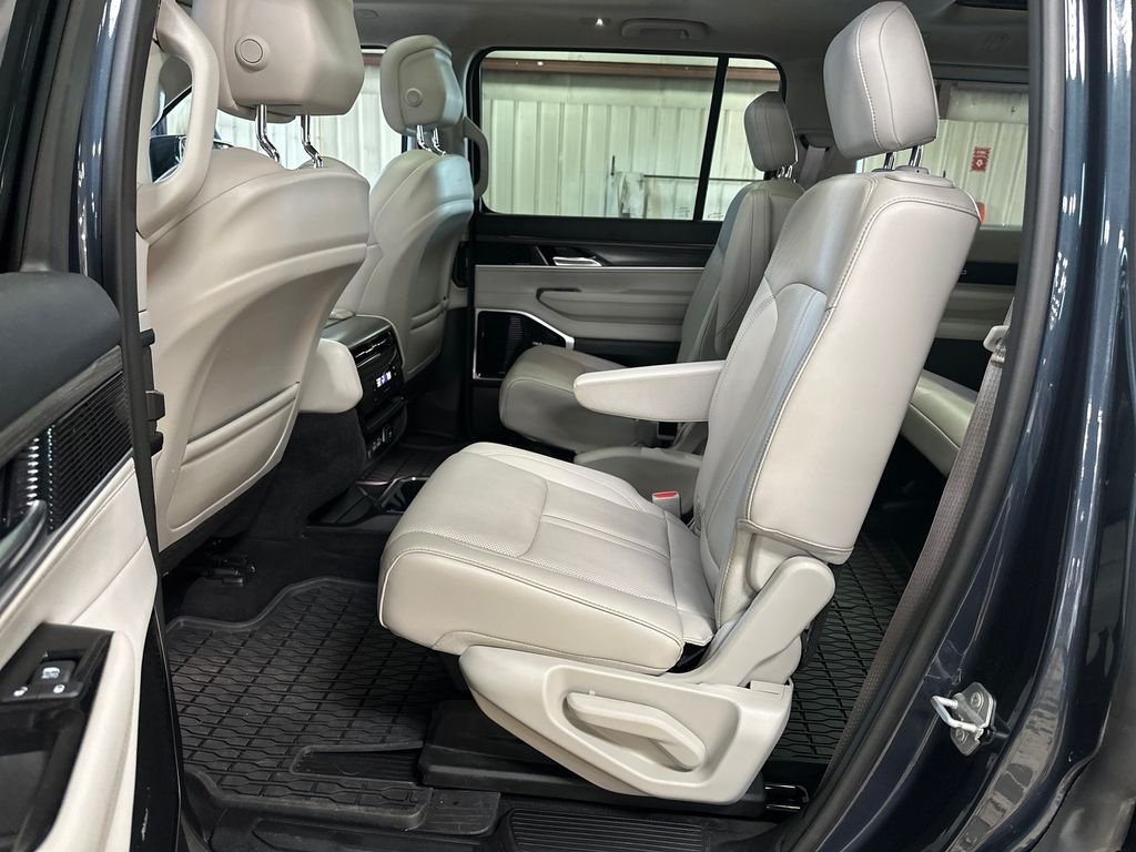 Used 2023 Gray Jeep Series III image 27