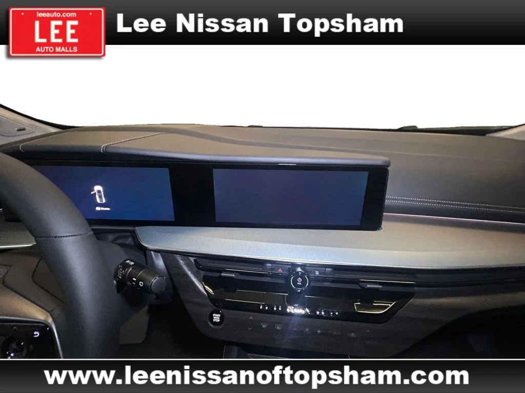 New 2026 Champagne Silver Metallic Nissan SL image 10