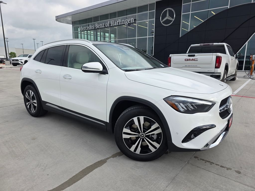 New 2026 Polar White Mercedes-Benz GLA 250 image 1