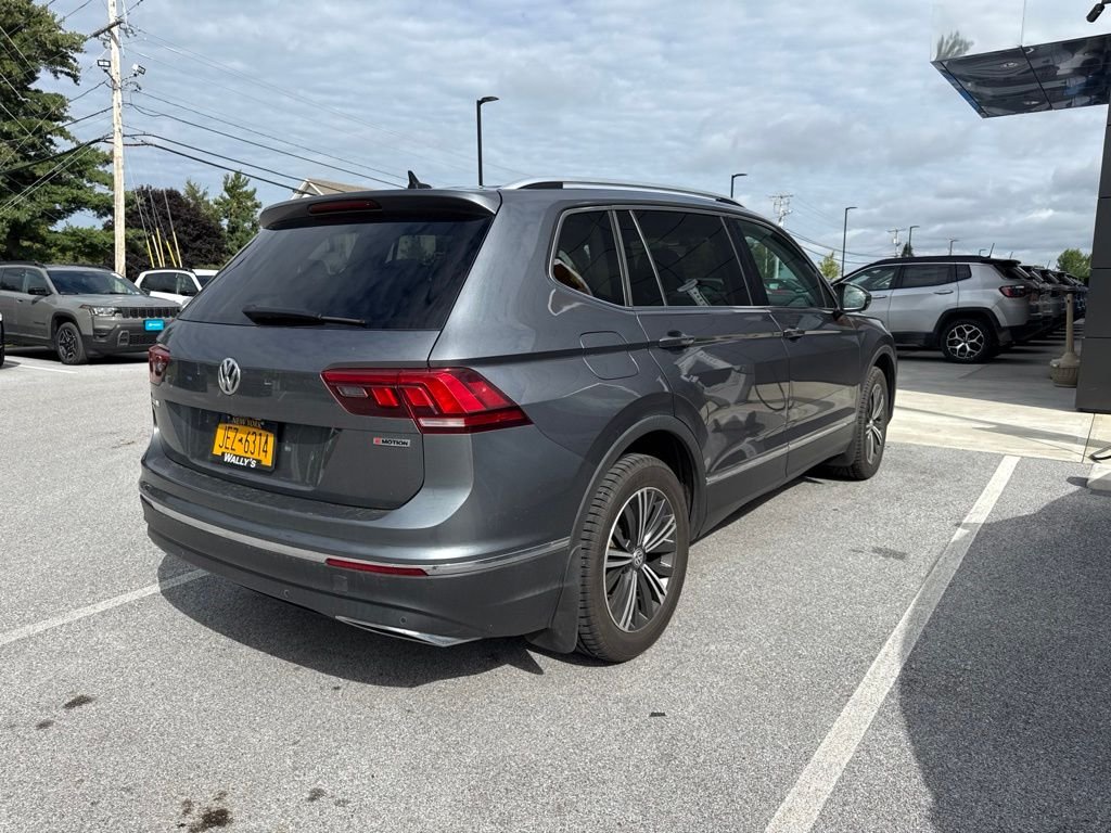 Used 2019 Platinum Gray Metallic Volkswagen 2.0T SEL image 5