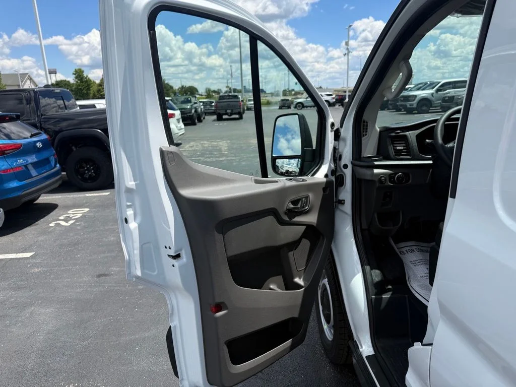 New 2026 Oxford White Ford Cargo Van image 10