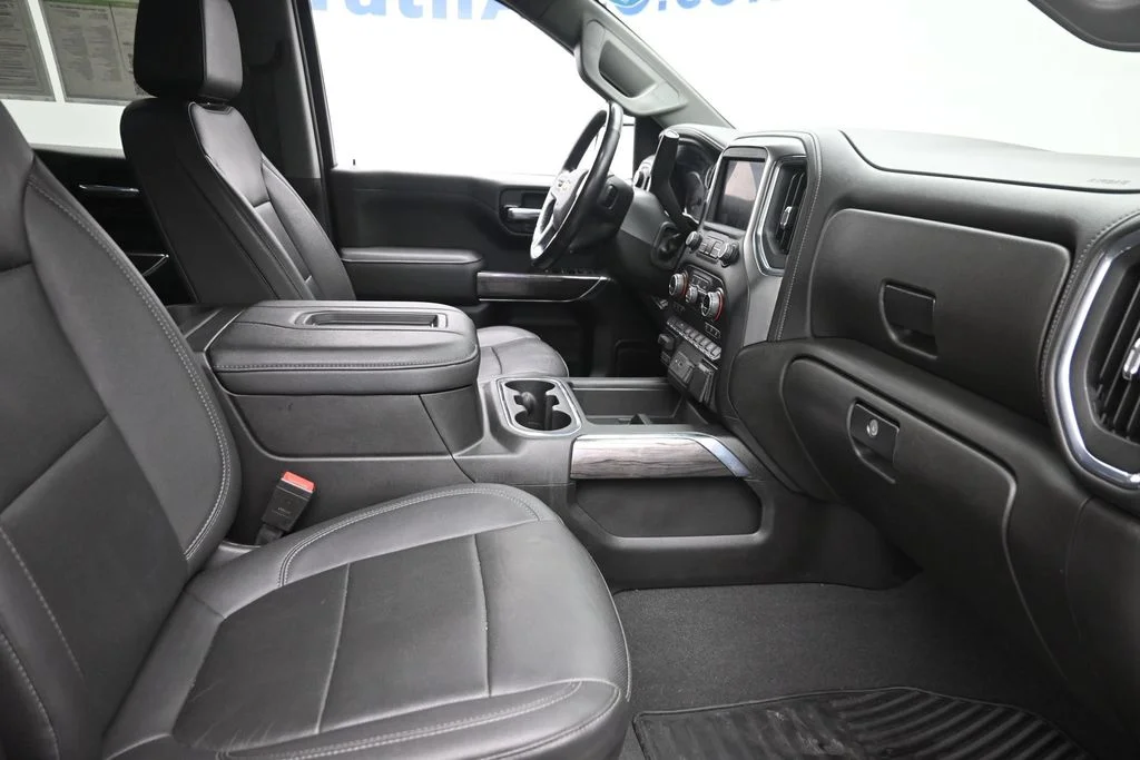 Used 2021 Gray Chevrolet LTZ image 9