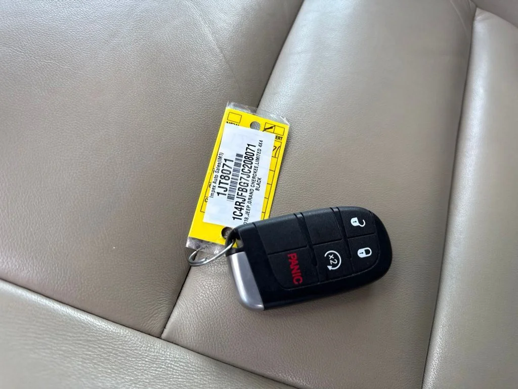 Used 2018 Black Jeep Limited image 23