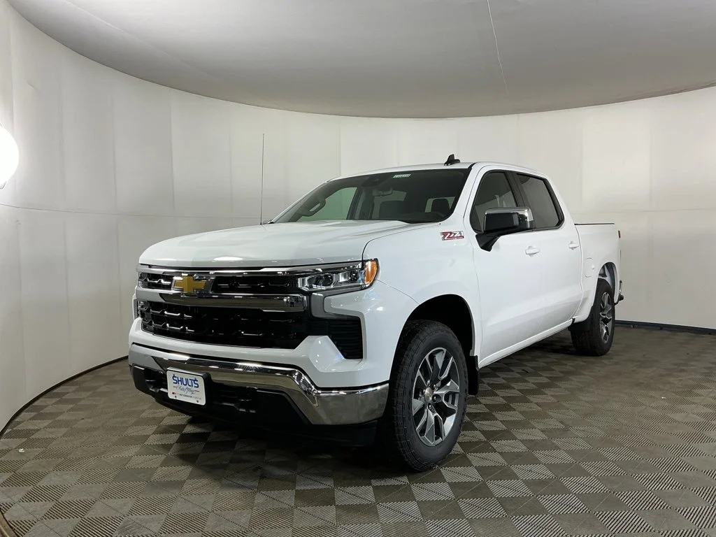 New 2026 White Chevrolet LT image 3