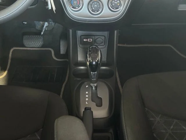 Used 2020 White Chevrolet 1LT image 16