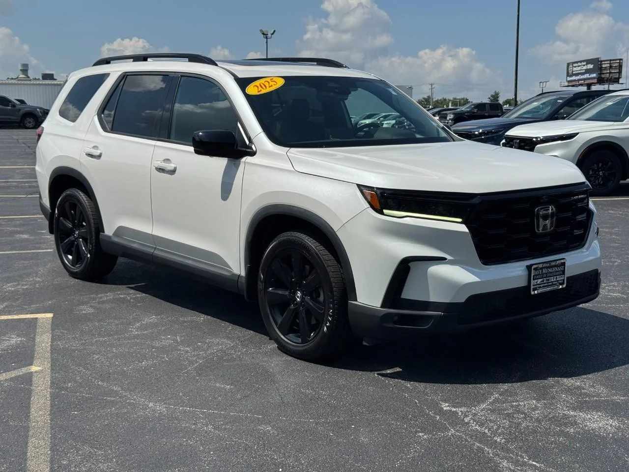 Used 2025 Platinum White Pearl Honda AWD Black Edition image 2