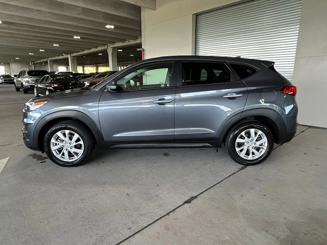 2021 Hyundai Tucson SE