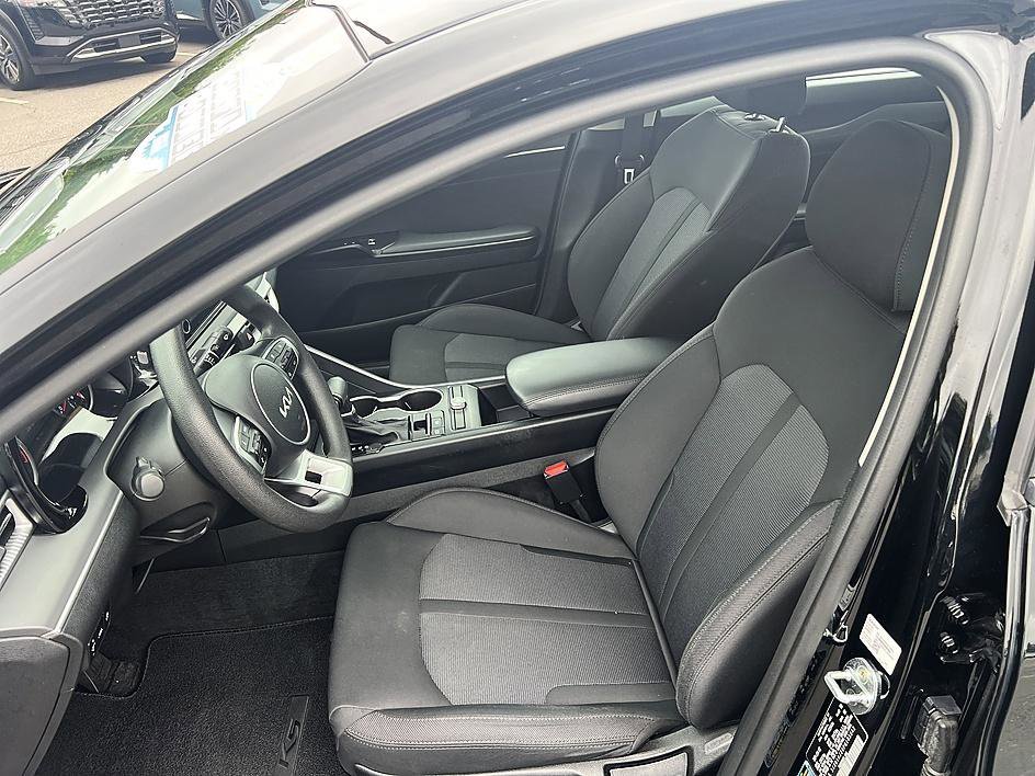 Used 2023 Ebony Black Kia LXS image 13