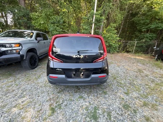 Used 2022 Black Kia LX image 5