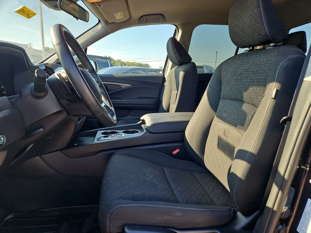 Used 2025 Black Honda Sport image 17