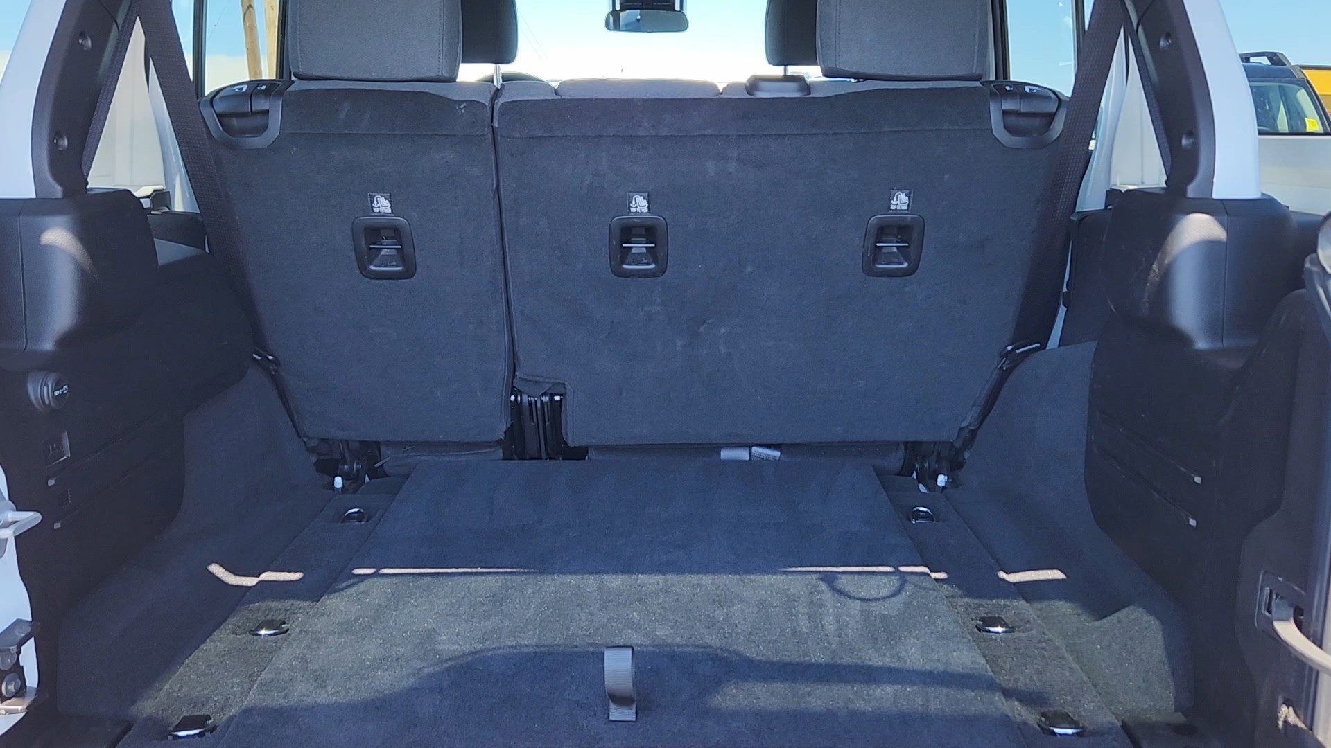 Used 2025 Bright White Clearcoat Jeep Sahara image 19
