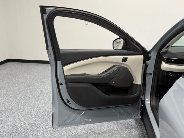 Used 2024 Gray Ford Premium image 11