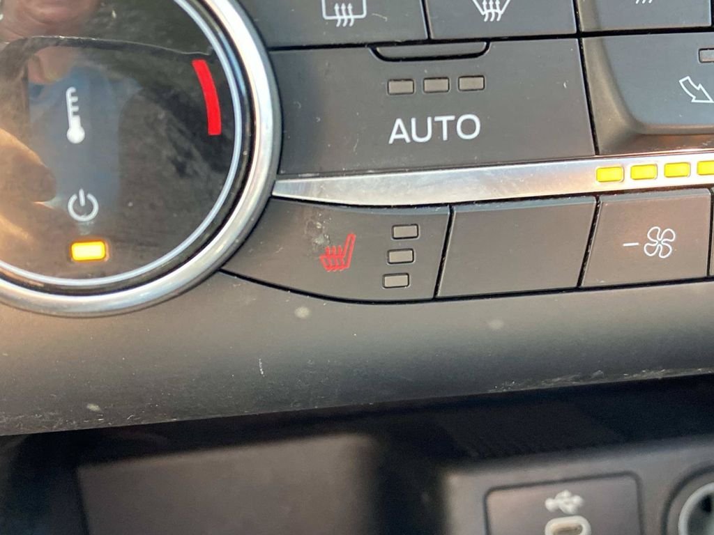 Certified Used 2024 Oxford White Ford Active image 30
