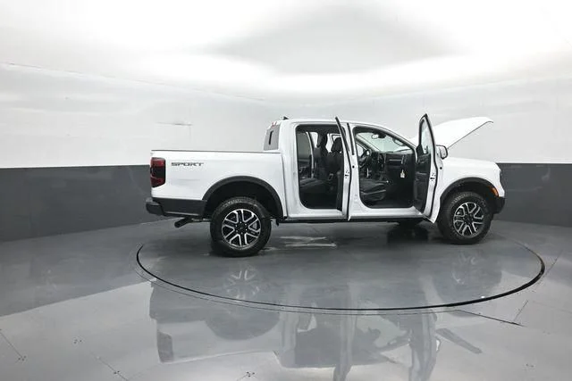 New 2026 Oxford White Ford Lariat® image 32