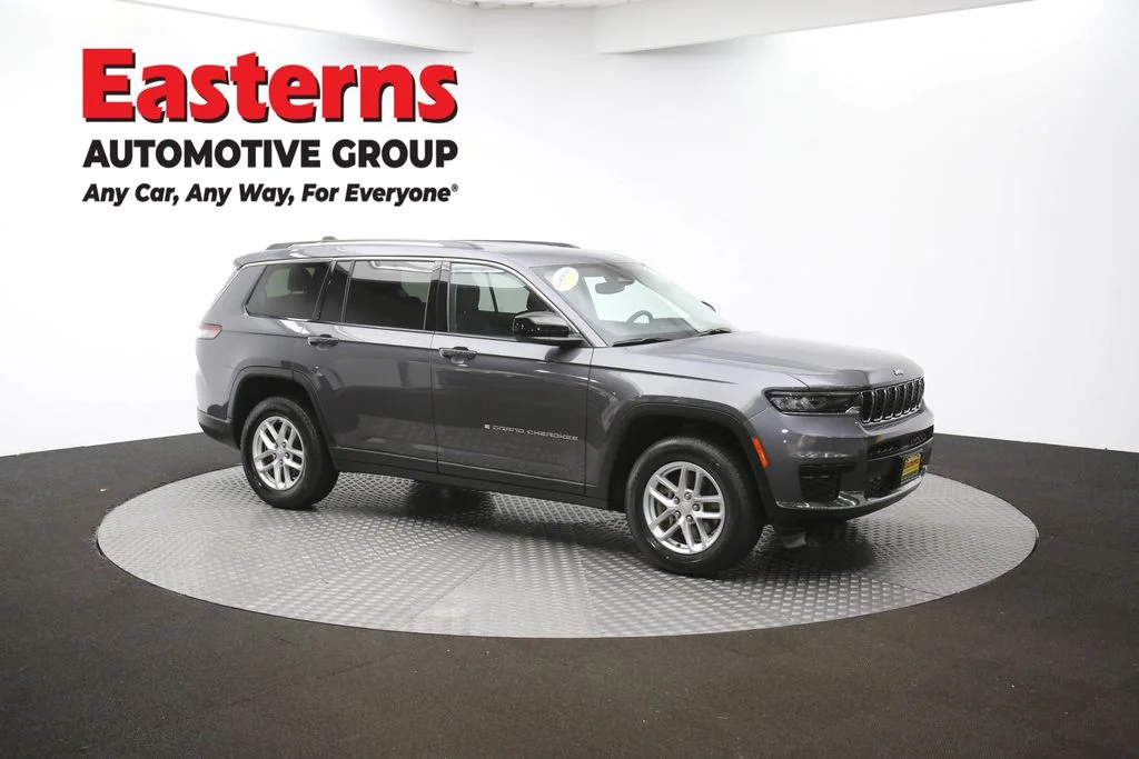 Used 2023 Gray Jeep Laredo image 50