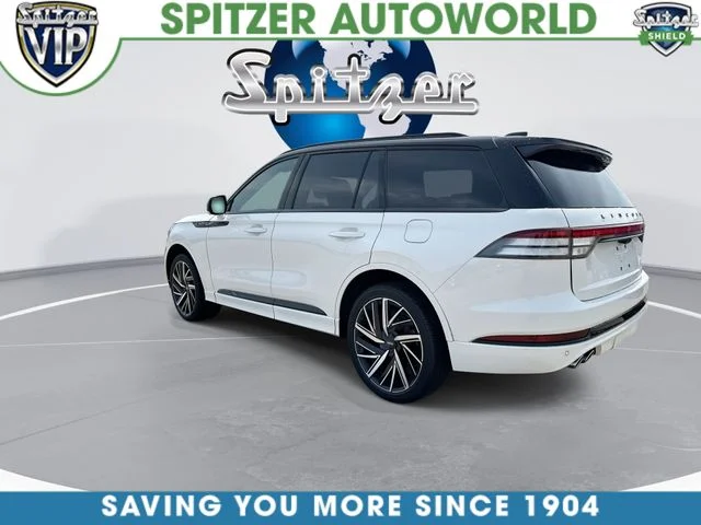 Used 2025 White Lincoln Black Label image 7