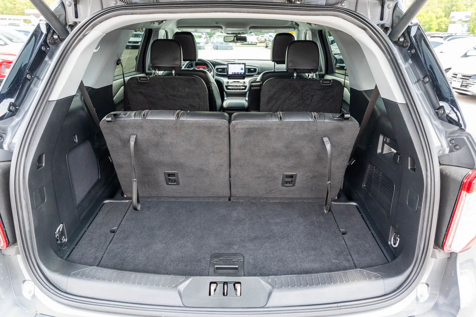 Used 2023 Gray Ford XLT image 13