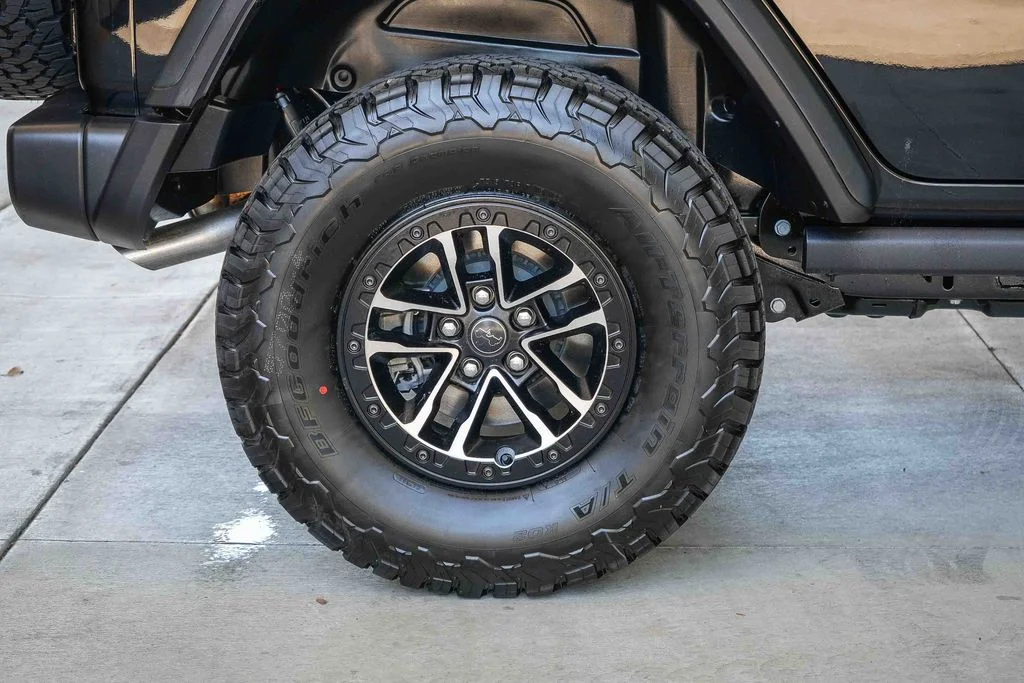 New 2026 Black Clear-Coat Exterior Paint Jeep Willys image 10