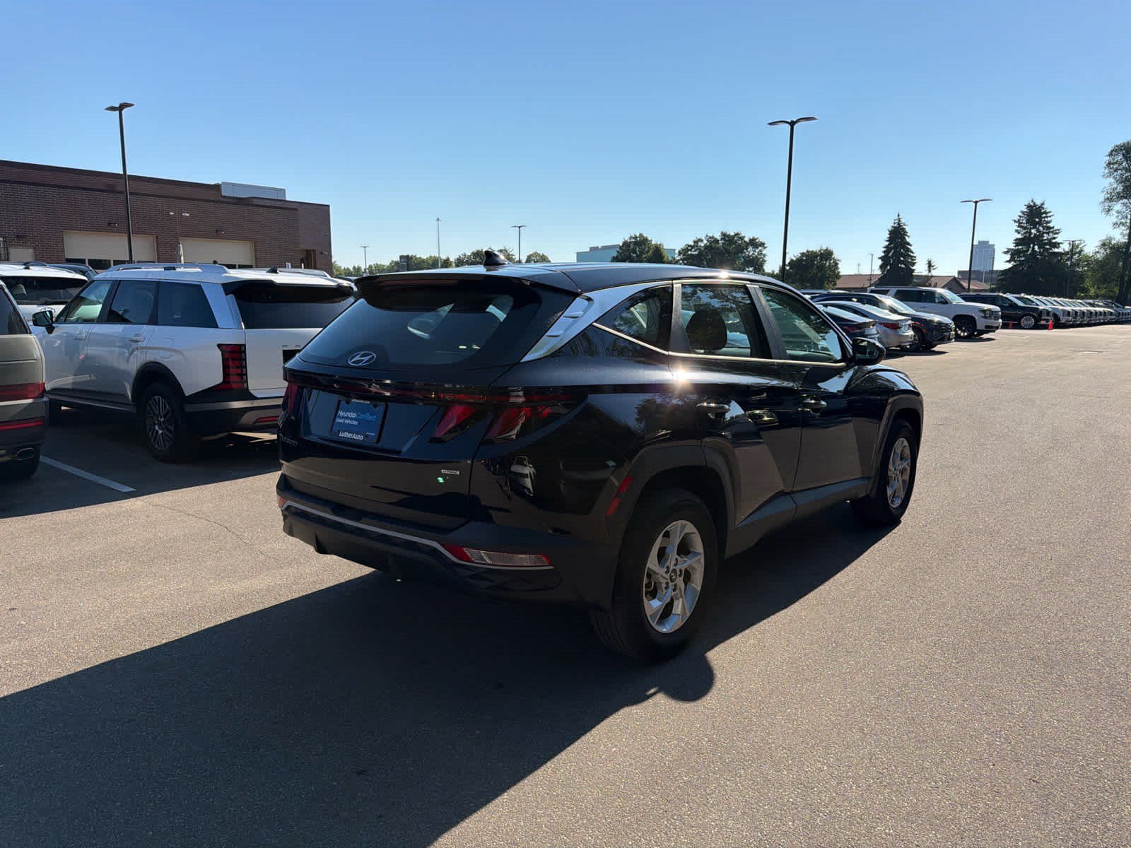 Certified Used 2024 Black Pearl Hyundai SE image 2