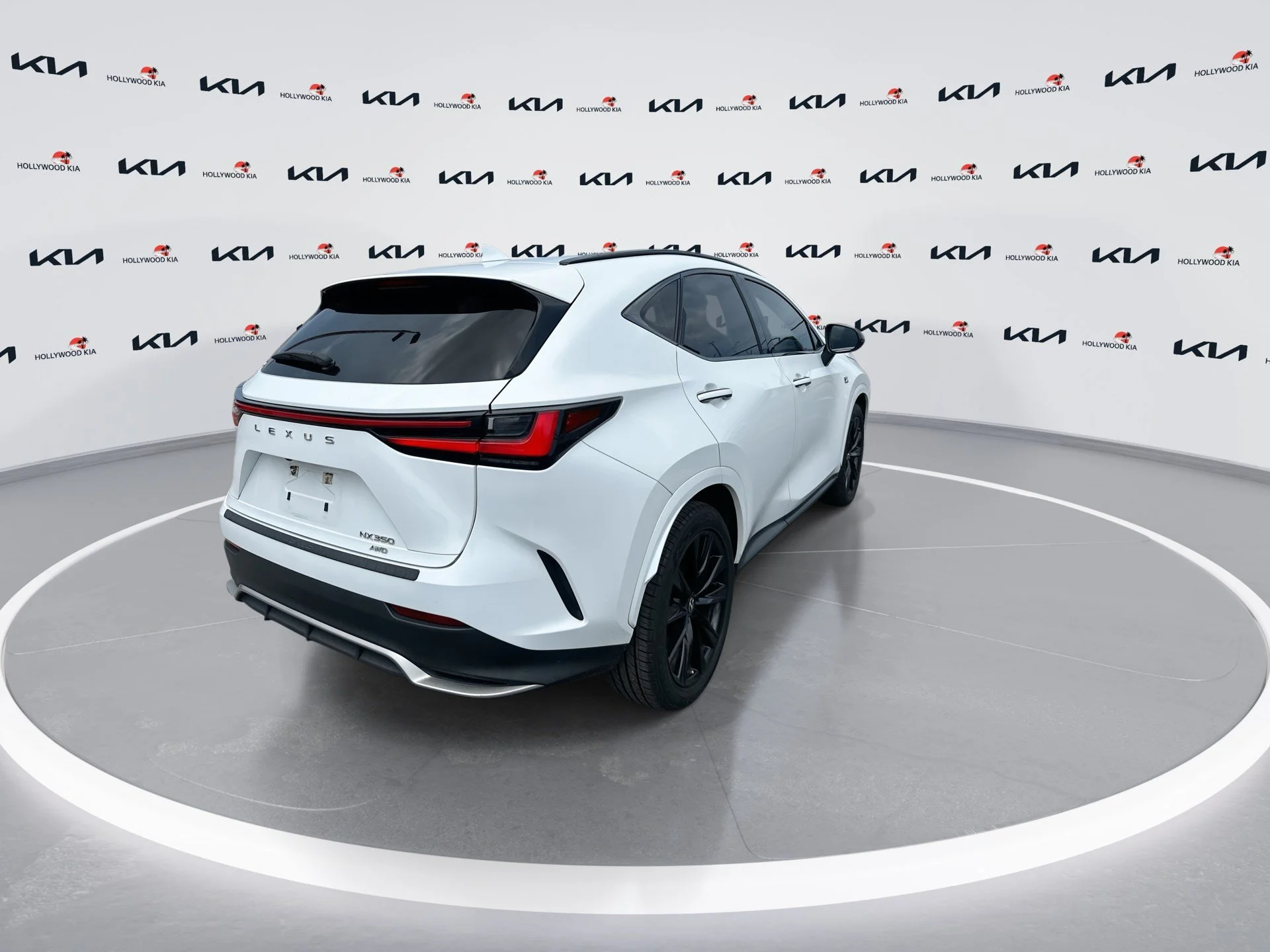 Used 2022 Ultra White Lexus NX 350 F SPORT Handling image 8