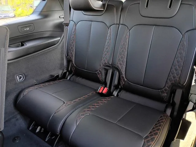 New 2026 Diamond Black Crystal Pearl-Coat Exterior Paint Jeep Summit image 19