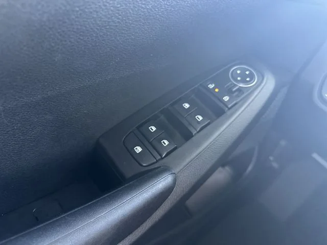 Used 2024 Black Kia LX image 14