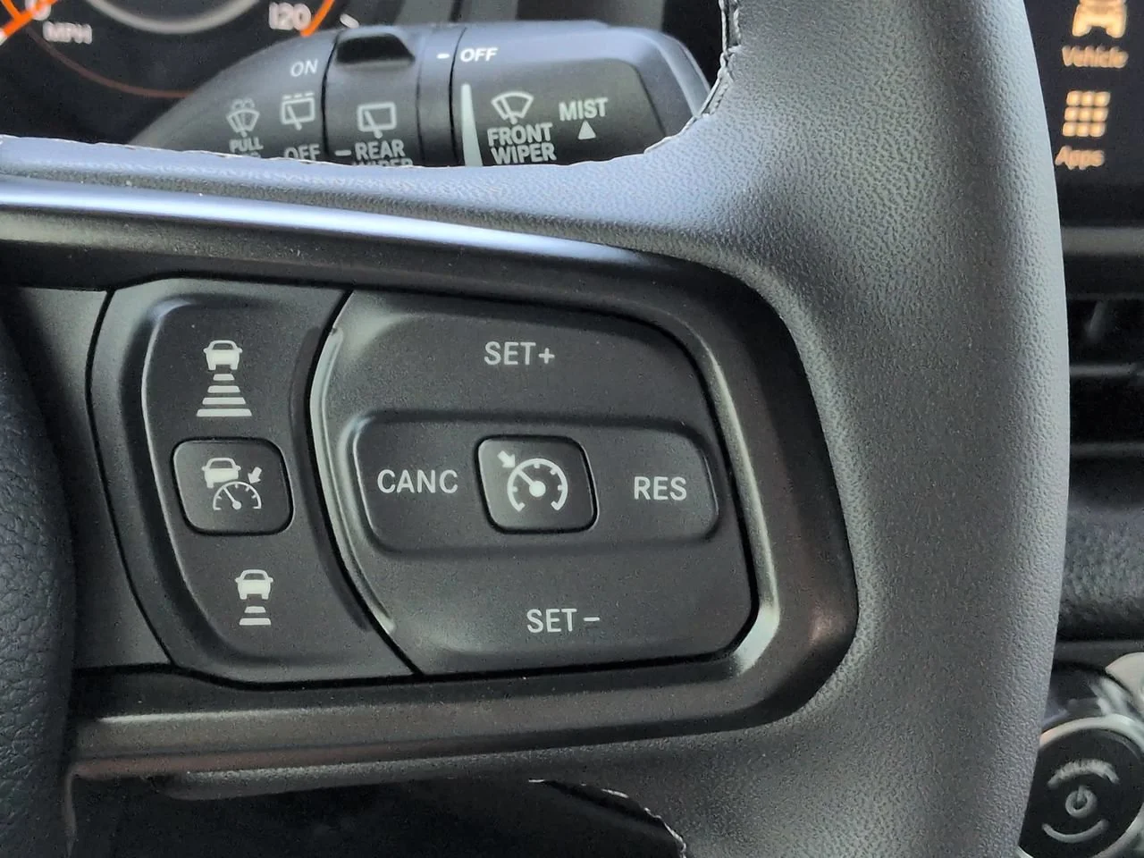 Used 2025 Anvil Clearcoat Jeep Sport S image 24