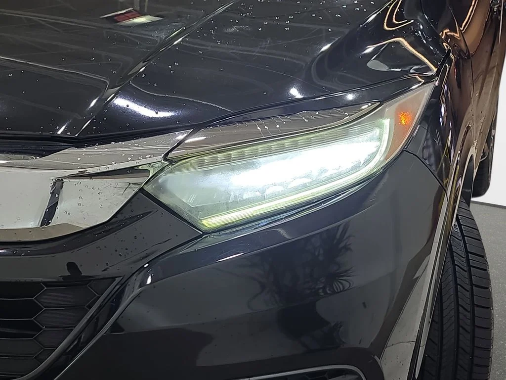 Used 2019 Black Honda Touring image 31