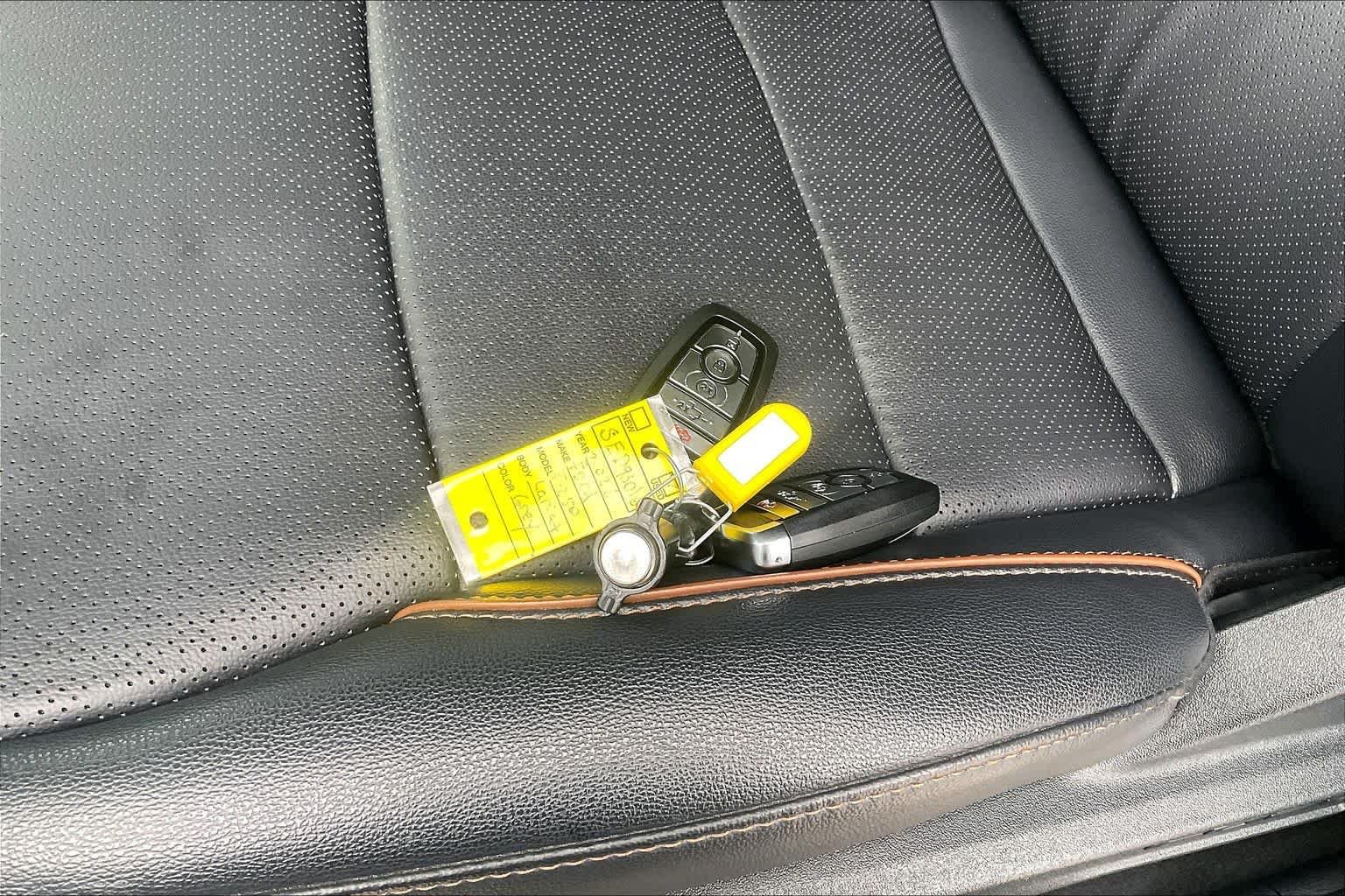 2025 Ford F-250 Super Duty Lariat - Photo 13