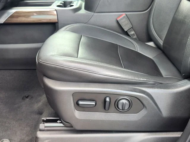 Used 2021 Gray Chevrolet RST image 25