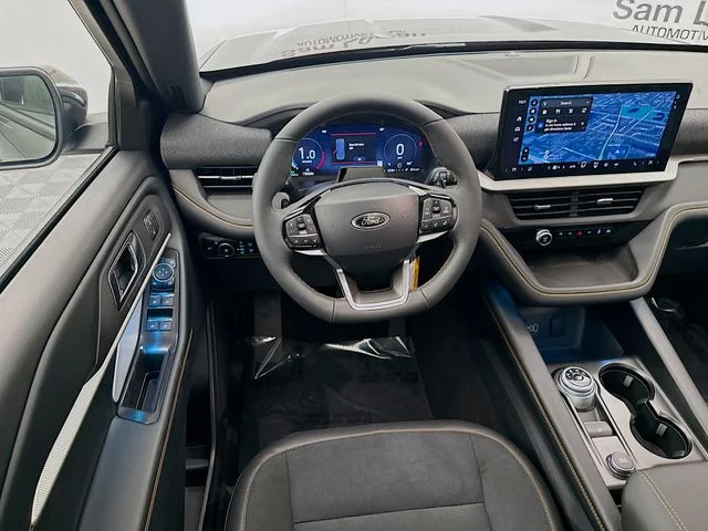 New 2026 Carbonized Gray Metallic Ford Tremor® image 24