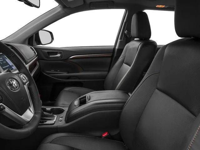 Used 2016 Creme Brulee Mica Toyota Limited Platinum image 12