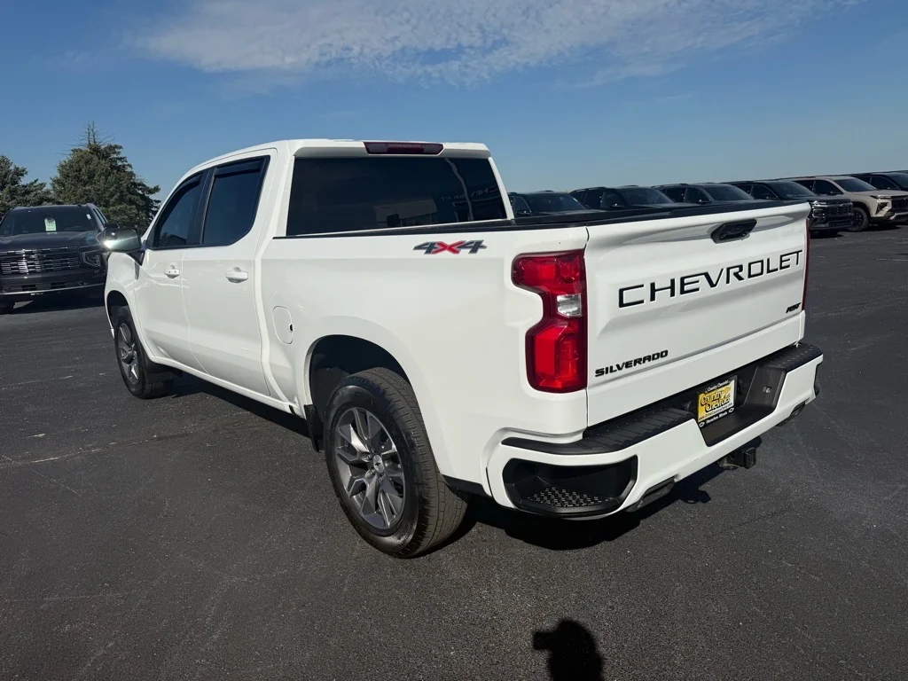 2023 Chevrolet Silverado 1500 RST - Photo 3