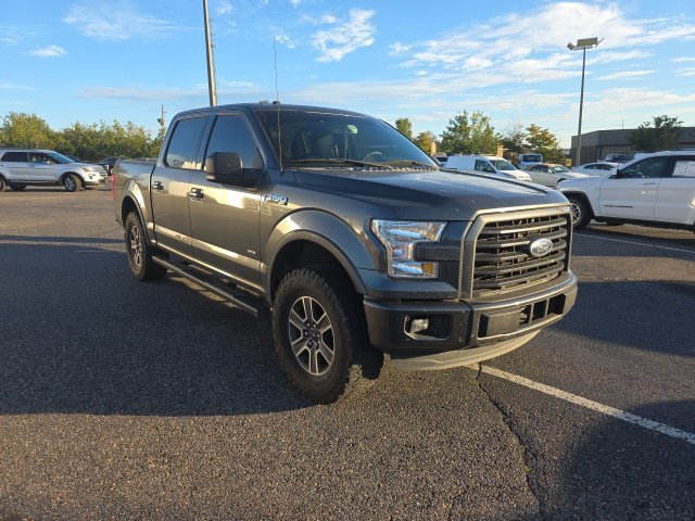 Used 2017 Magnetic Ford XLT image 1