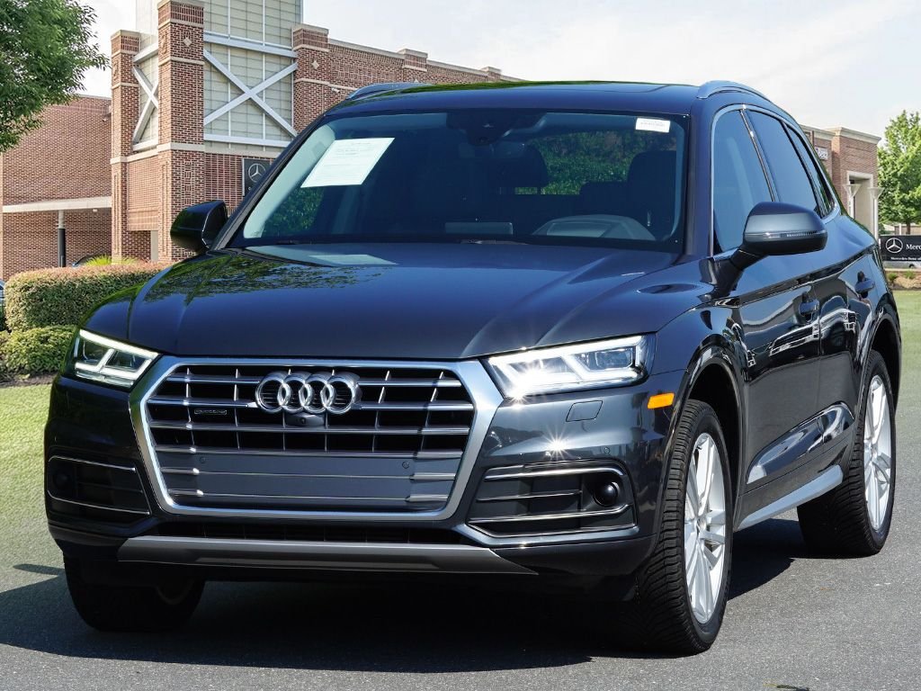 Used 2020 Gray Metallic Audi 45 Prestige image 4