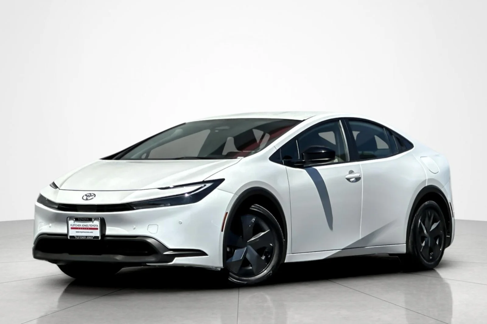 2024 Toyota Prius LE FWD's photo