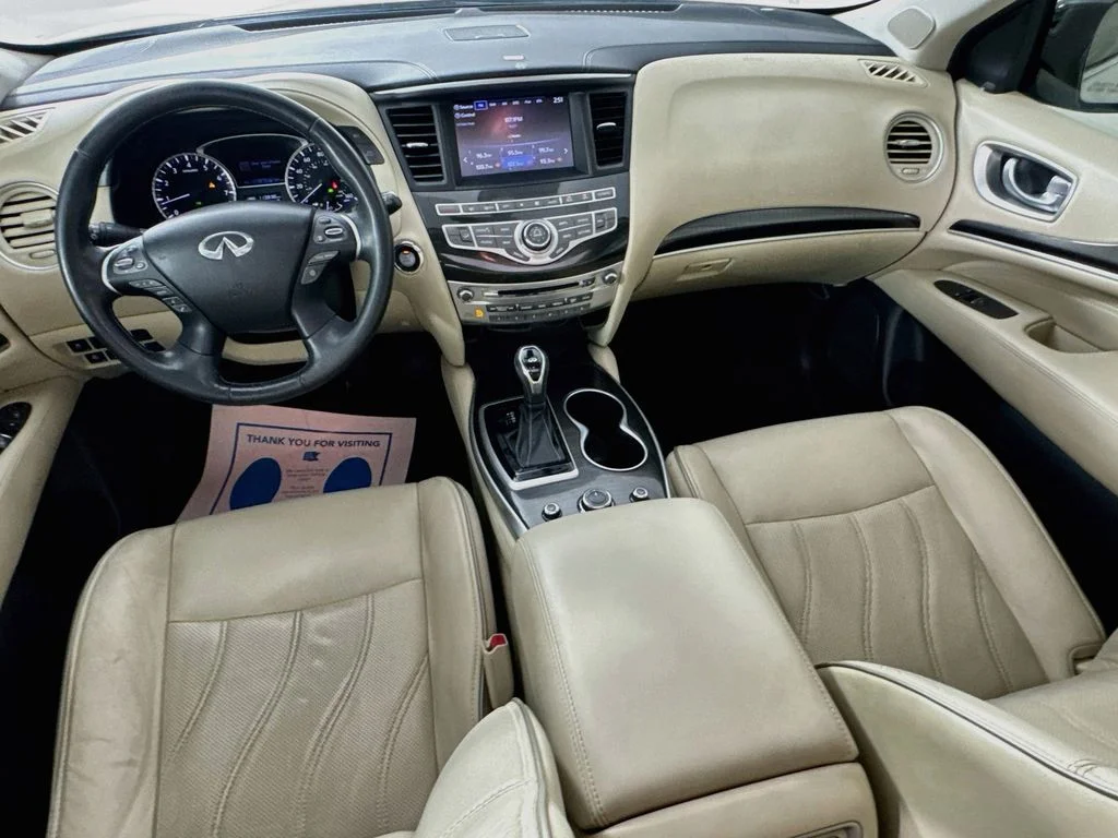 Used 2019 Majestic White INFINITI LUXE image 29