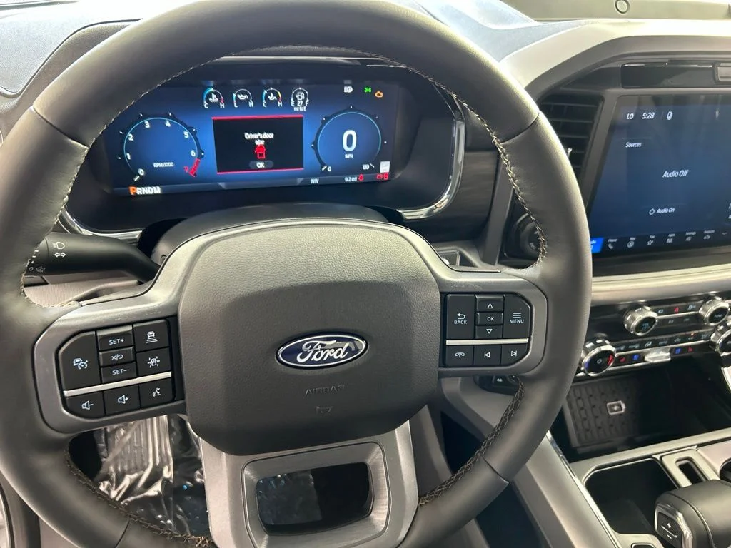 New 2026 Iconic Silver Metallic Ford Lariat image 16