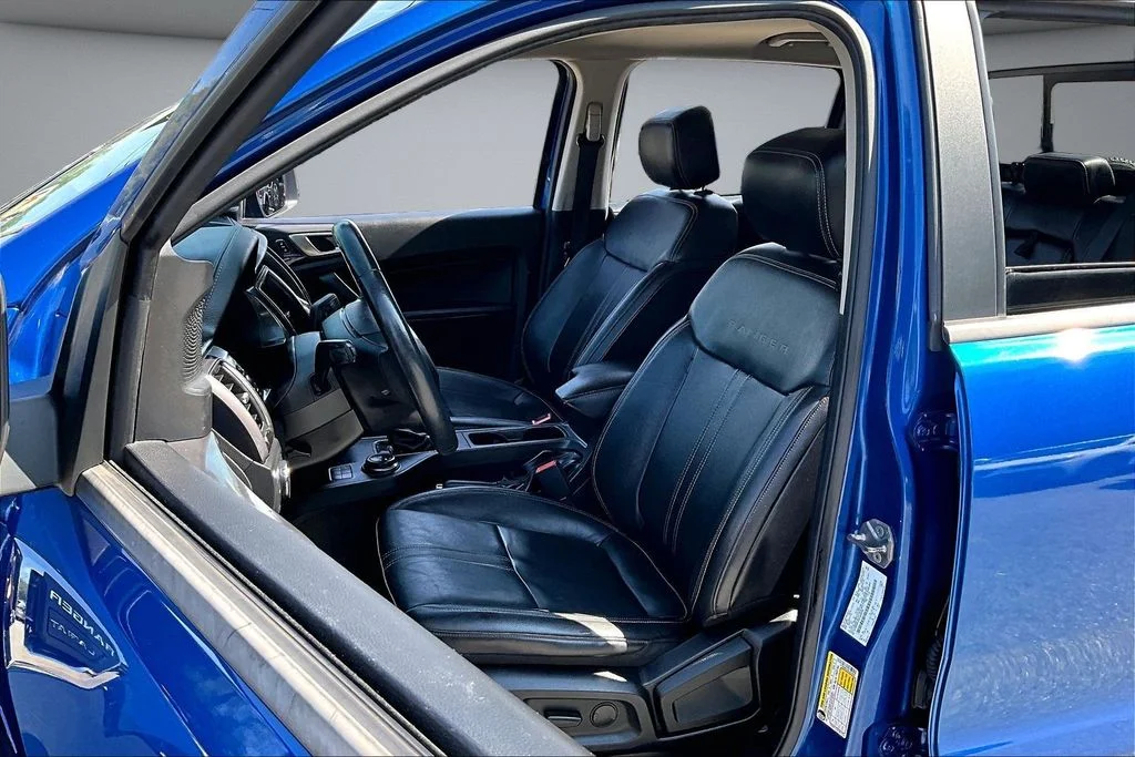 Certified Used 2019 Blue Ford Lariat image 22