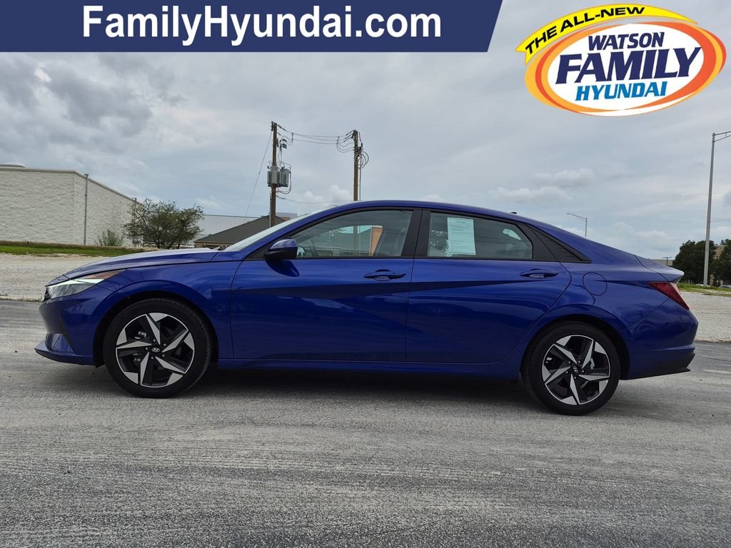 Certified Used 2023 Blue Hyundai SEL image 7