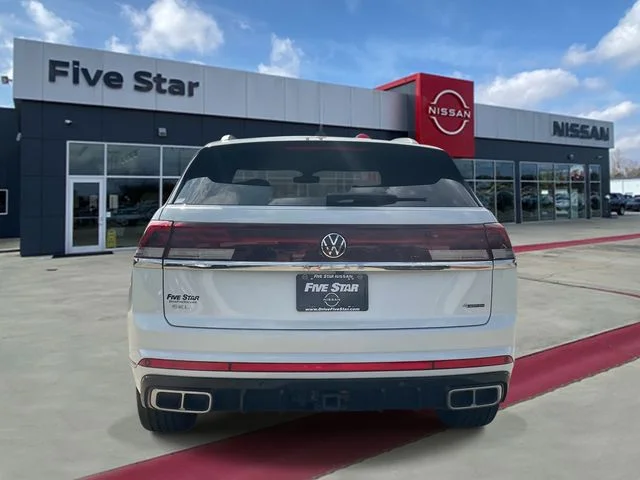 Used 2024 White Volkswagen 2.0T SEL Premium R-Line image 5