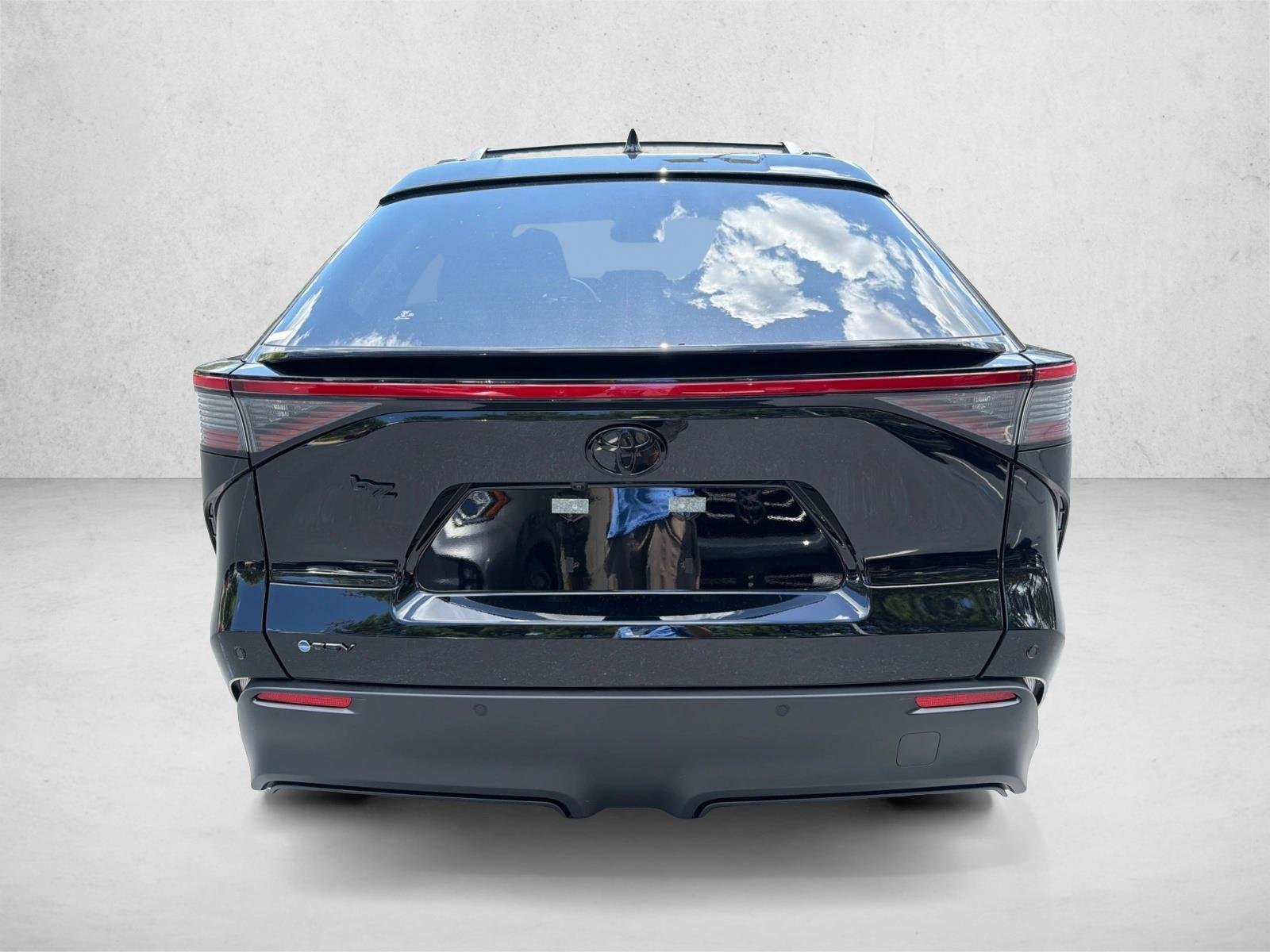 New 2026 Midnight Black Metallic Toyota XLE image 4