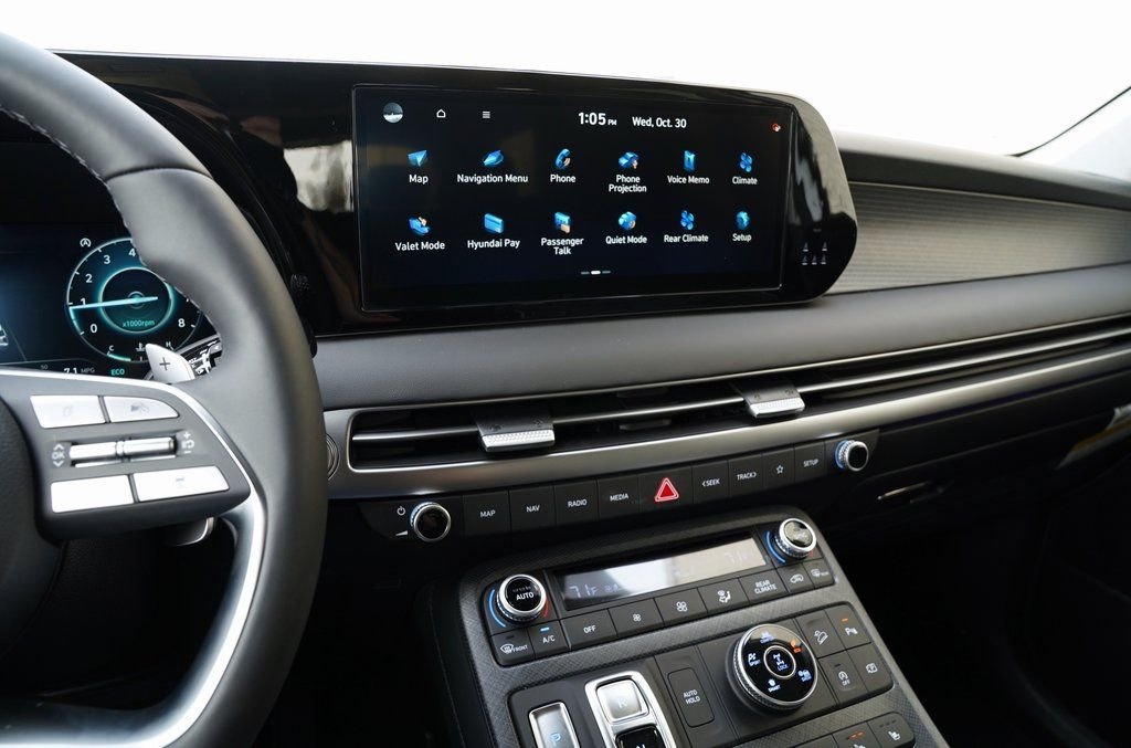 Certified Used 2025 Typhoon Silver Hyundai Limited image 17