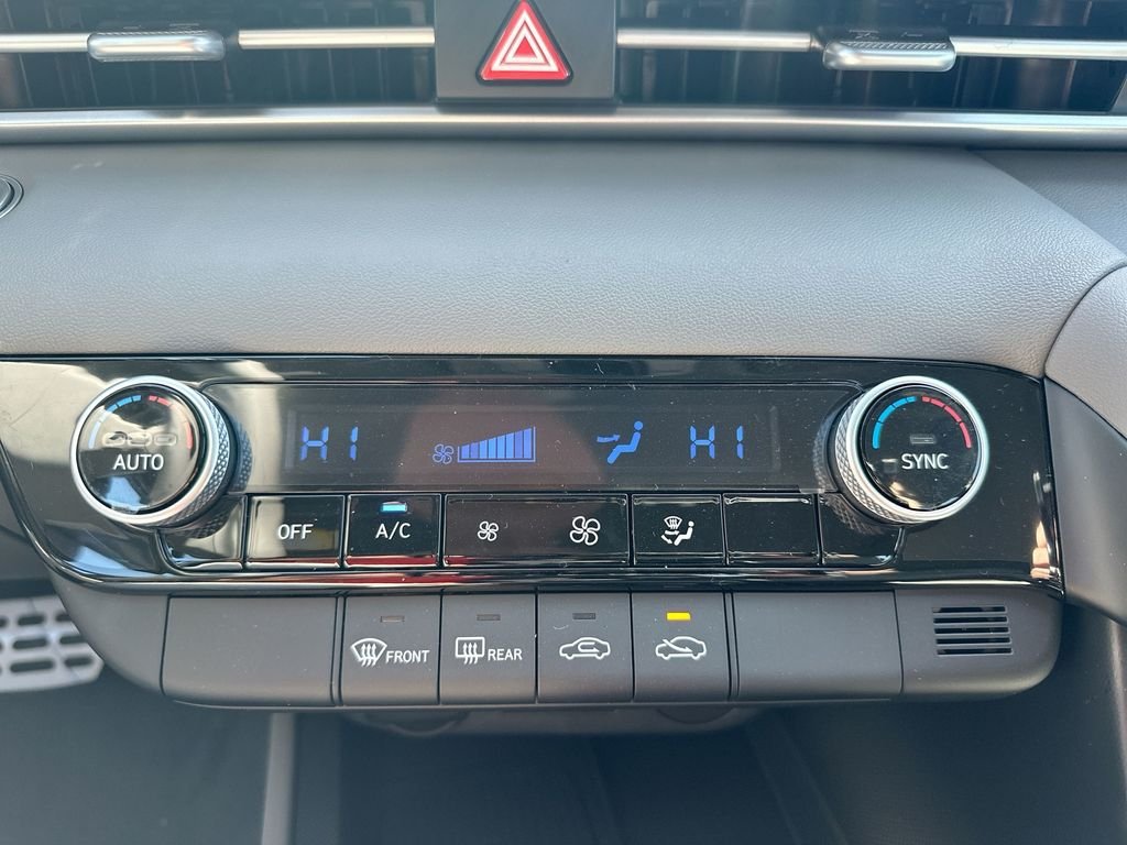 2025 Hyundai Elantra SEL - Photo 45