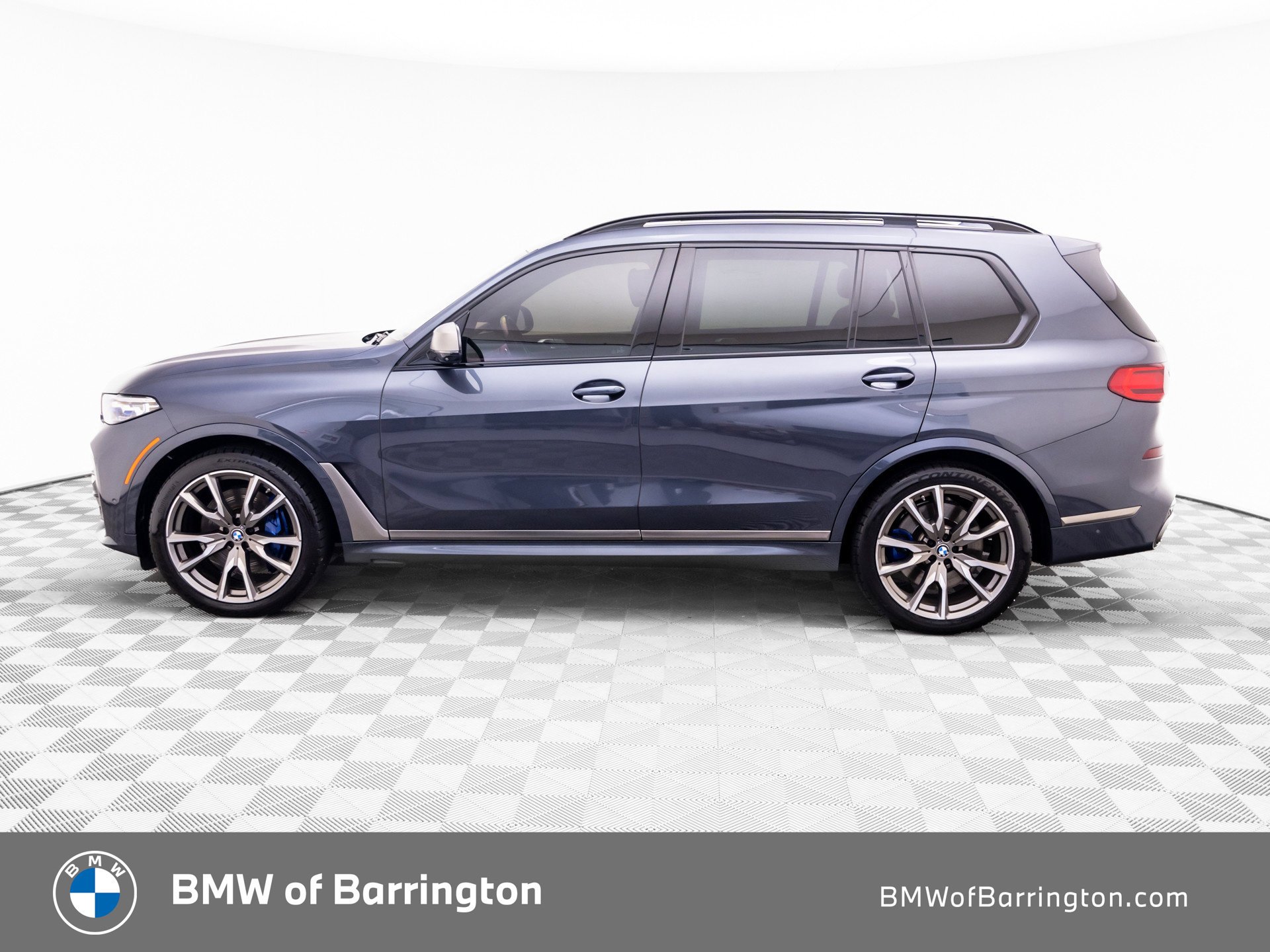 Used 2021 Arctic Grey Metallic BMW M50i image 2