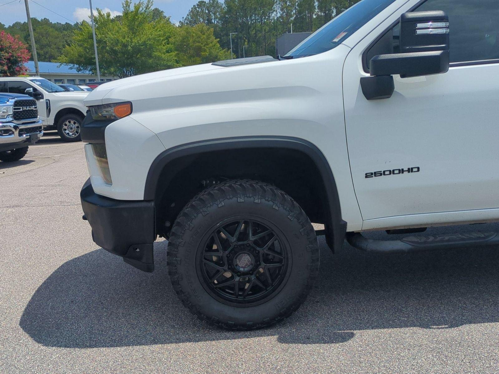 Used 2023 Summit White Chevrolet Work Truck image 10