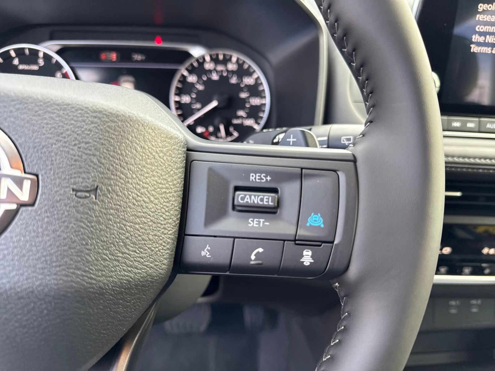 New 2026 Nissan Rogue SV 4D Sport Utility